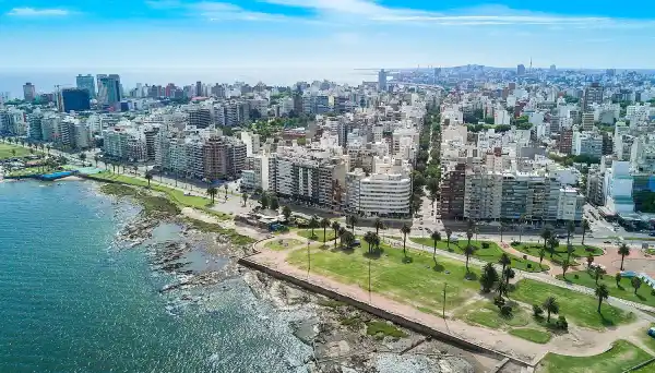 montevideo city photograph